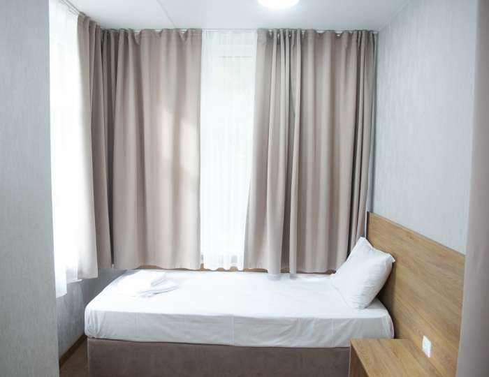 Люкс 3-местный 2-комнатный семейный - Дом отдыха «Солнечный» Холодная Речка