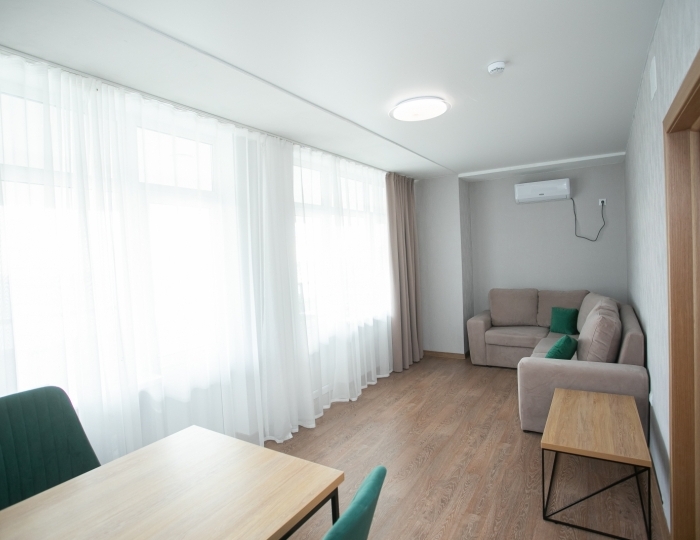 Люкс 3-местный 2-комнатный семейный - Дом отдыха «Солнечный» Холодная Речка